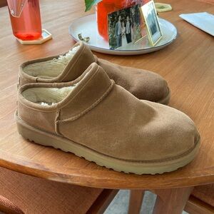 Classic Ugg slipper boots